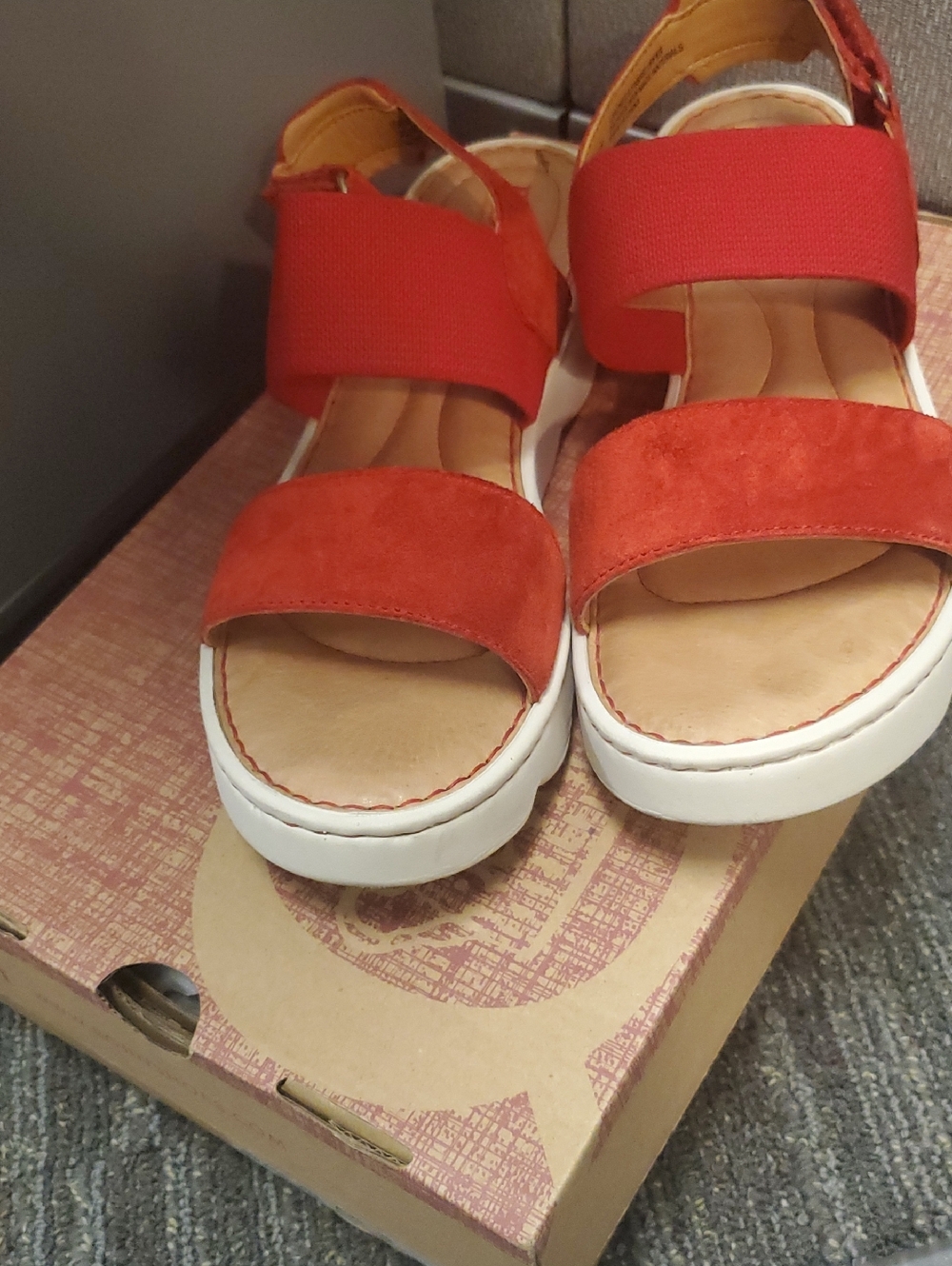 Born Red Women’s Platform Sandals with Elastic Strap